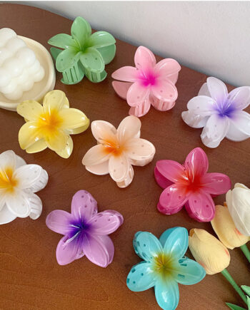 Petal Claw
